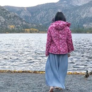 TOREAD Female Ultralight Outdoor Jackets，Size M/6